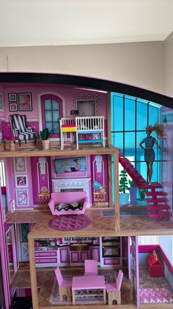 Barbie Dream Dollhouse 🩷🏠