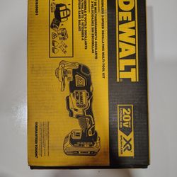 Dewalt 20v XR 3-Speed Multi-Tool With Battery And Charger 