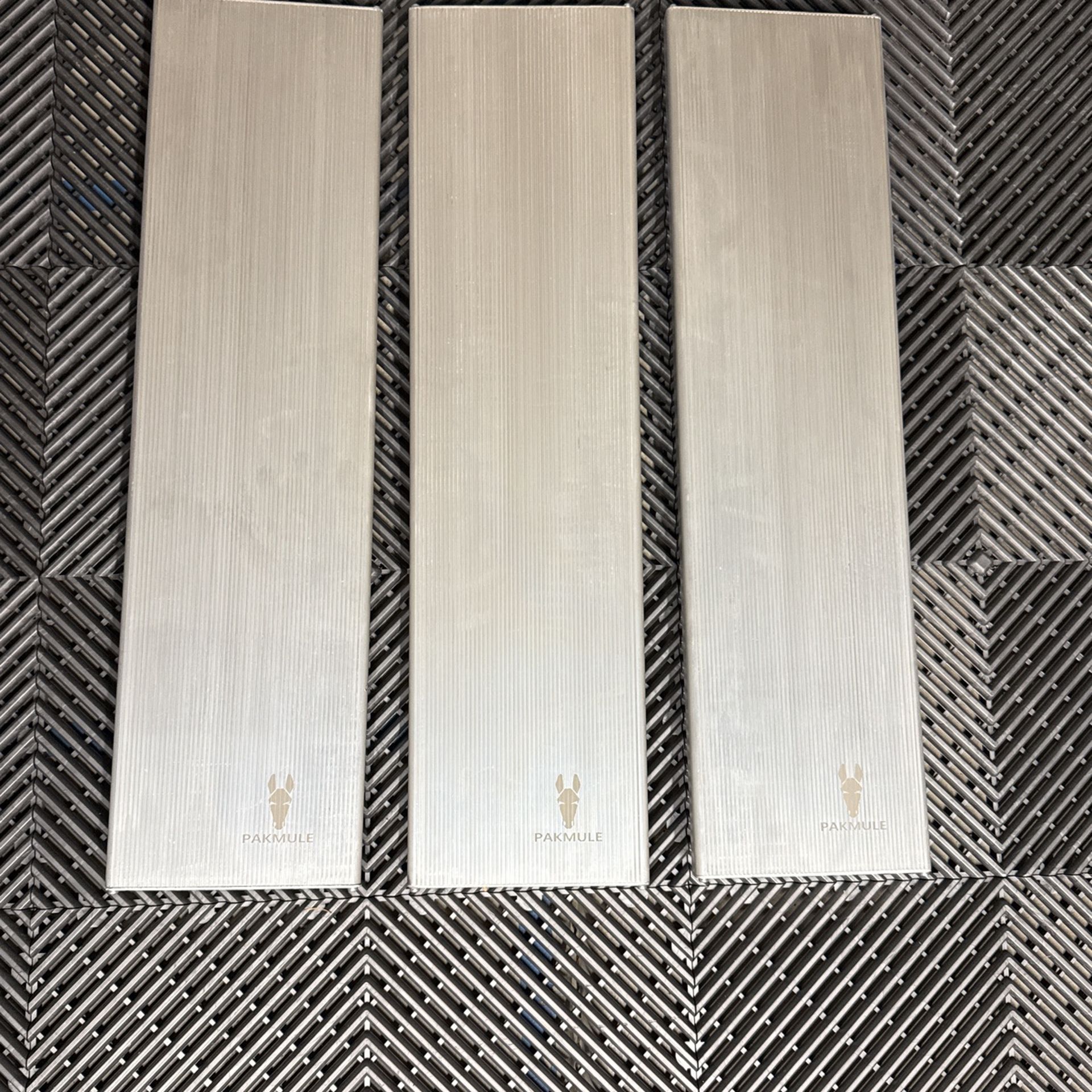 Pakmule Pro Decking