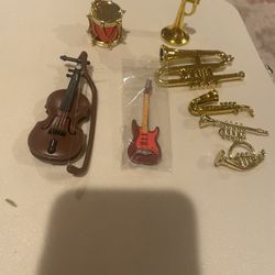 Miniature Musical Instruments