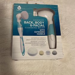 Facial Cleansing Brush 