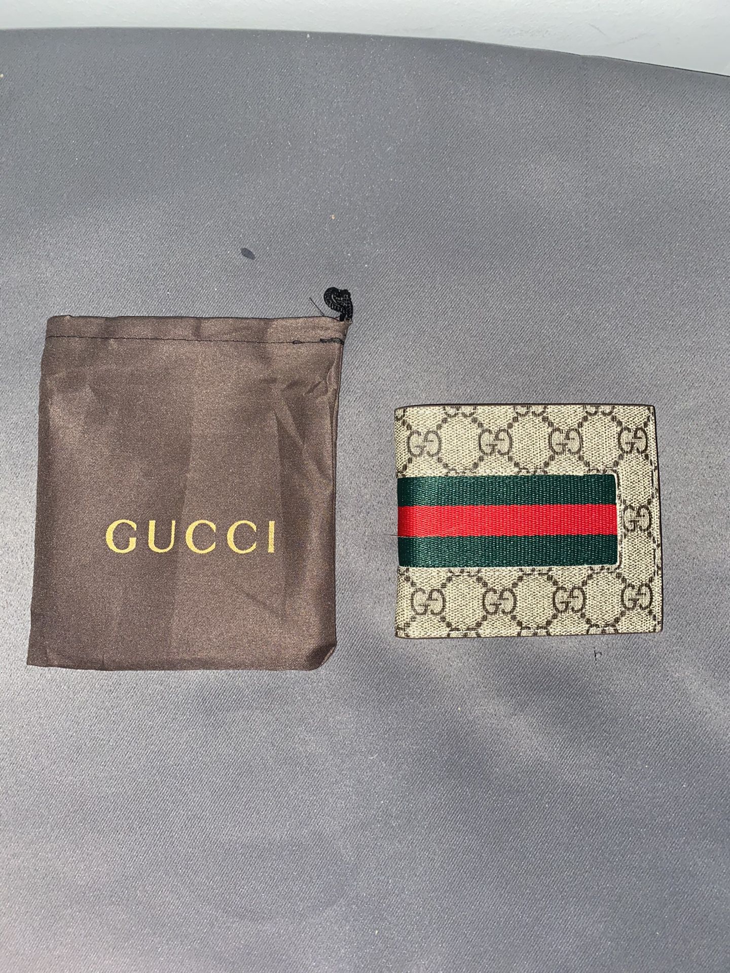 Supreme GG Gucci Mens Wallet