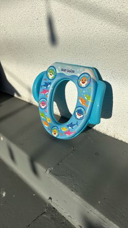 Training Seat - Baby Shark