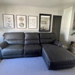 Ashley Henefer 3-Piece Power Reclining Sectional with Chaise