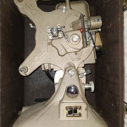 Working Antique Keystone K-160 16MM Vintage Movie Reel Projector w/Original Case & Accessories