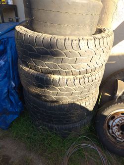 37x12.50x17 tires