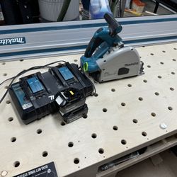 Makita Track Saw and 55in Guide Rail
