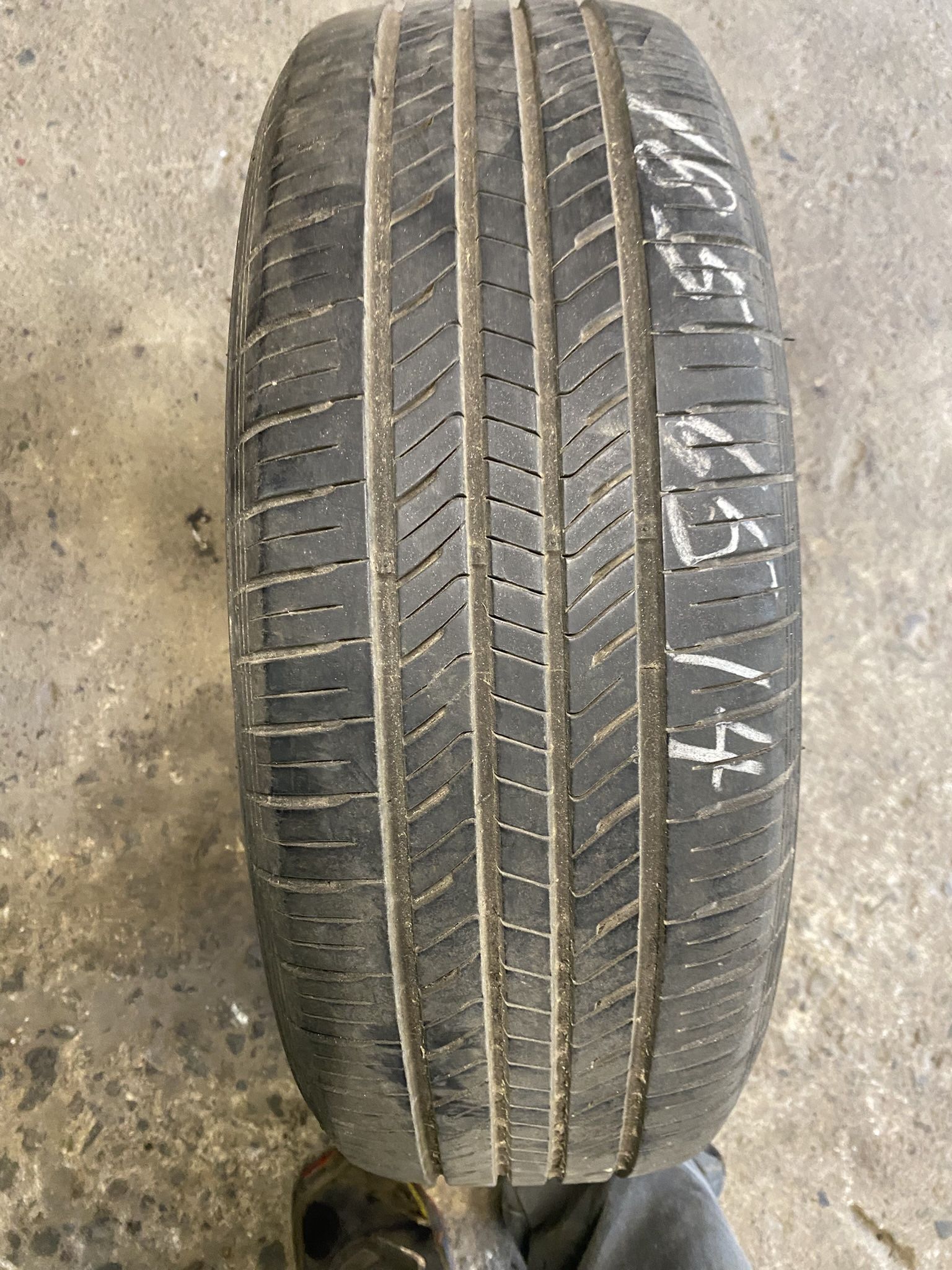 One Tire 185 65 14