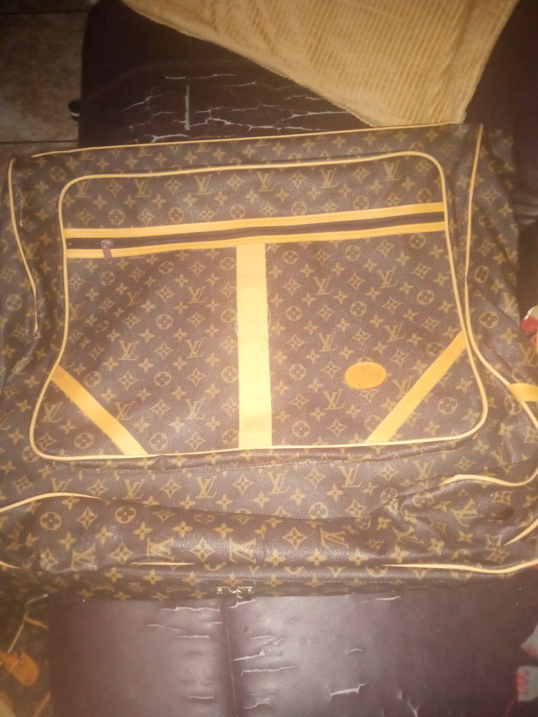 Louis Vitton Garment Bag