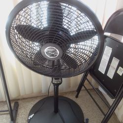 Lasko Fan With Remote Control 