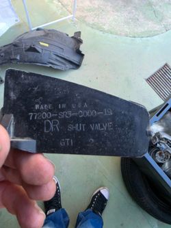 OEM Honda Civic EG Driver Side Shut Valve 77200-SR3-C000-19 92-95