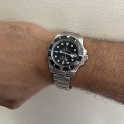 Black Submariner Watch 