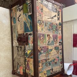 Original Toy Trunk.  Clips 50-70s Disney Mad Sick