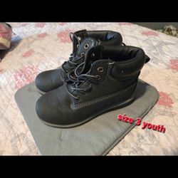 Boys Boots