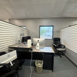 SMED Modular Corner Desk Workstation – 3-Surface Setup