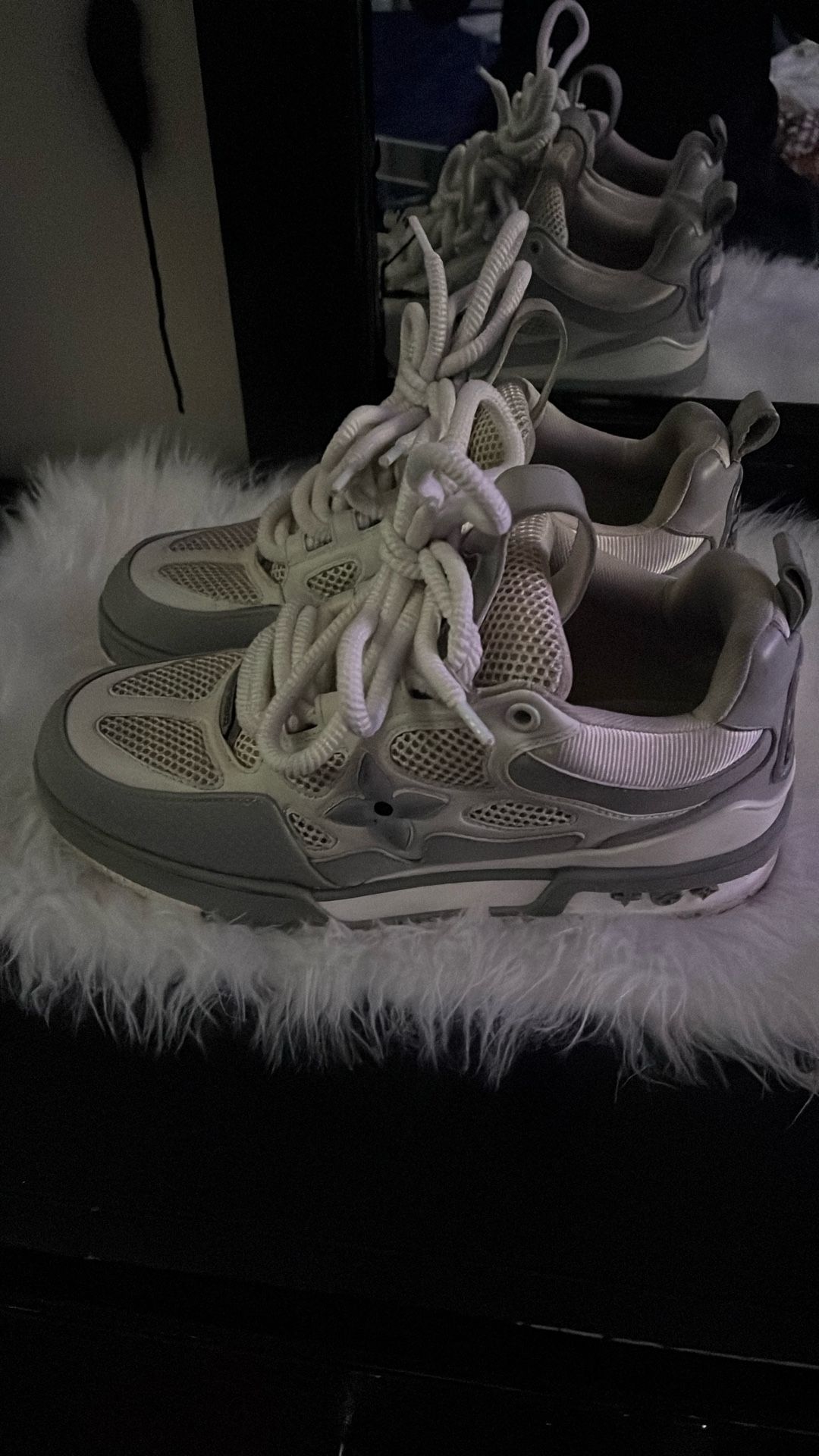 Lv