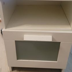Small White Cubby. Free
