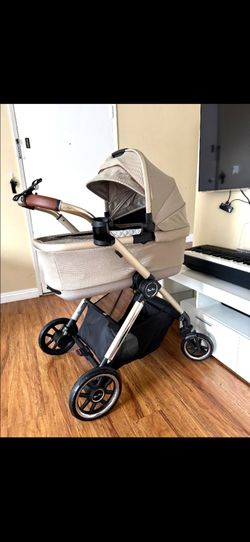 Silver Cross Stroller and Bassinet