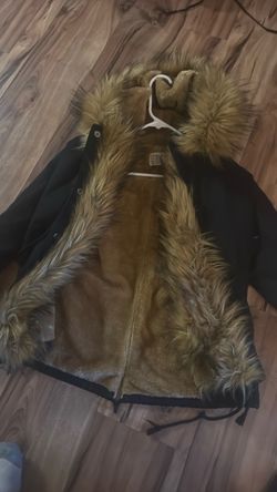 Black Winter Parka with Faux Fur Lining