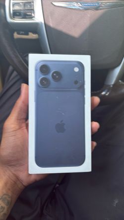 iPhone 17 pro max 256 gb Verizon brand new sealed