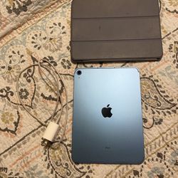 I-PAD  Blue 10th Gen 64 GB  (New) With Case 
