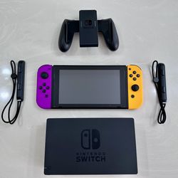 Nintendo Switch (32GB, Mod. HAC-001))