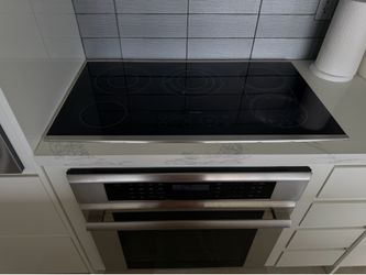 Oven and cooktop