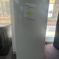 Upright Freezer, New Open Box With 1 Year Warranty 
