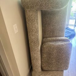 Free two-seater Couch/settee/Love Seat