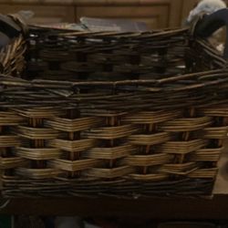 Wicker basket