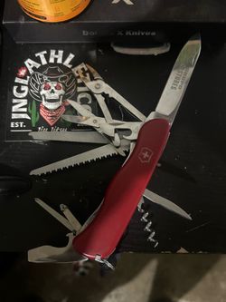 Swiss army multi tool