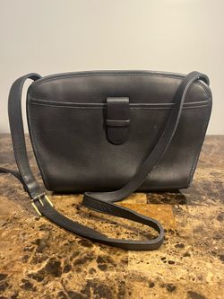 Vintage coach shoulder bag