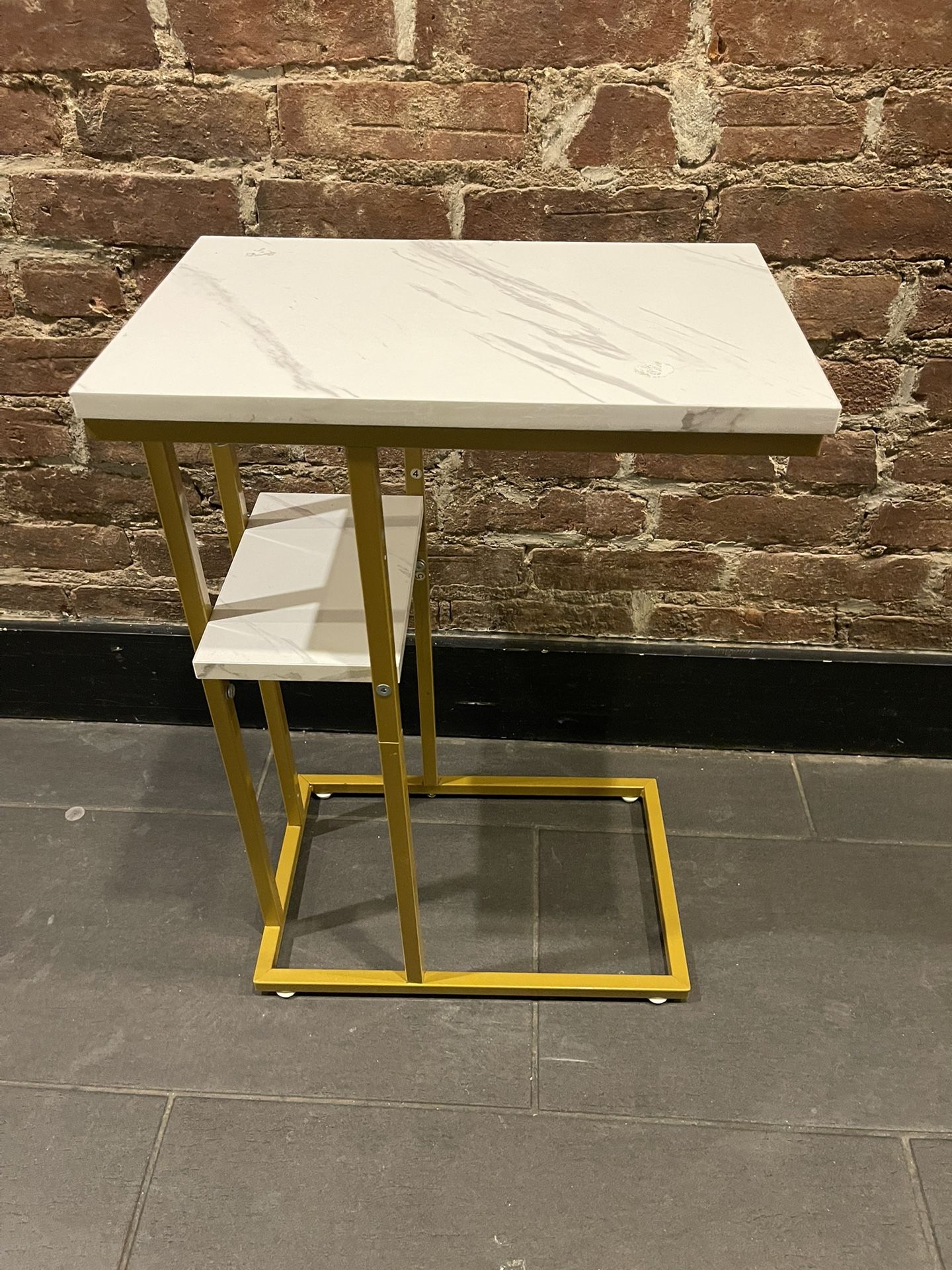 C Shaped End Table,Small Side Table f