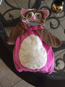 Costume