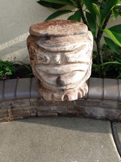 Tikis