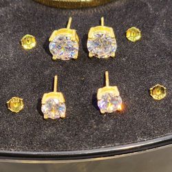 Cubic Zirconia Diamond Earrings.  New!