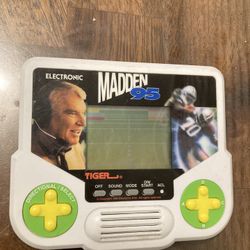 NFL Tiger Electronics Madden 95 Vintage 