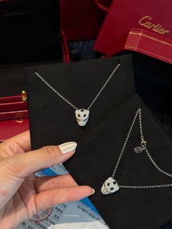 Cart necklace