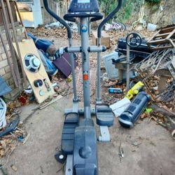 Nice Programmable  Elliptical Machine By stamina 