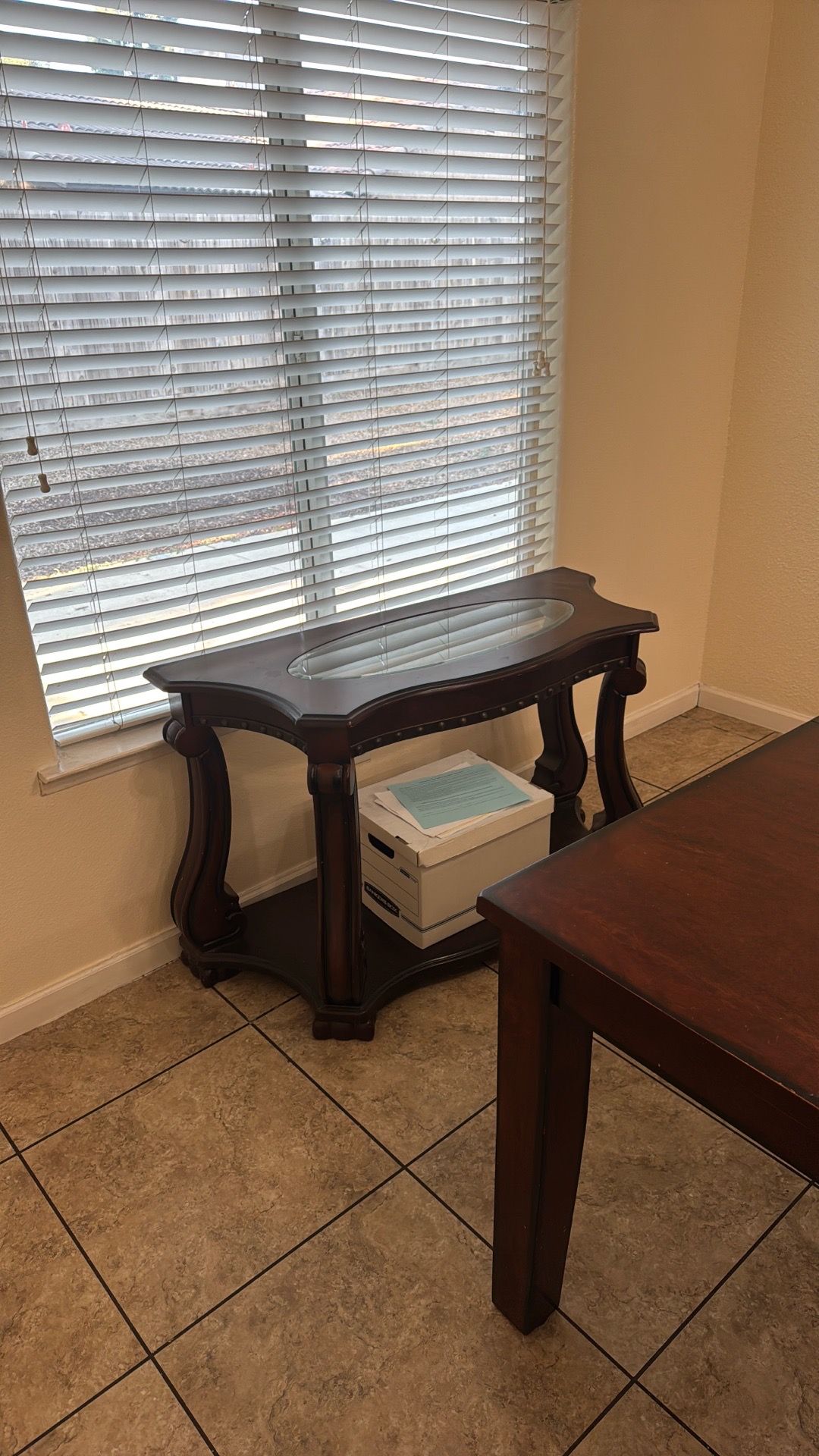 Decor table