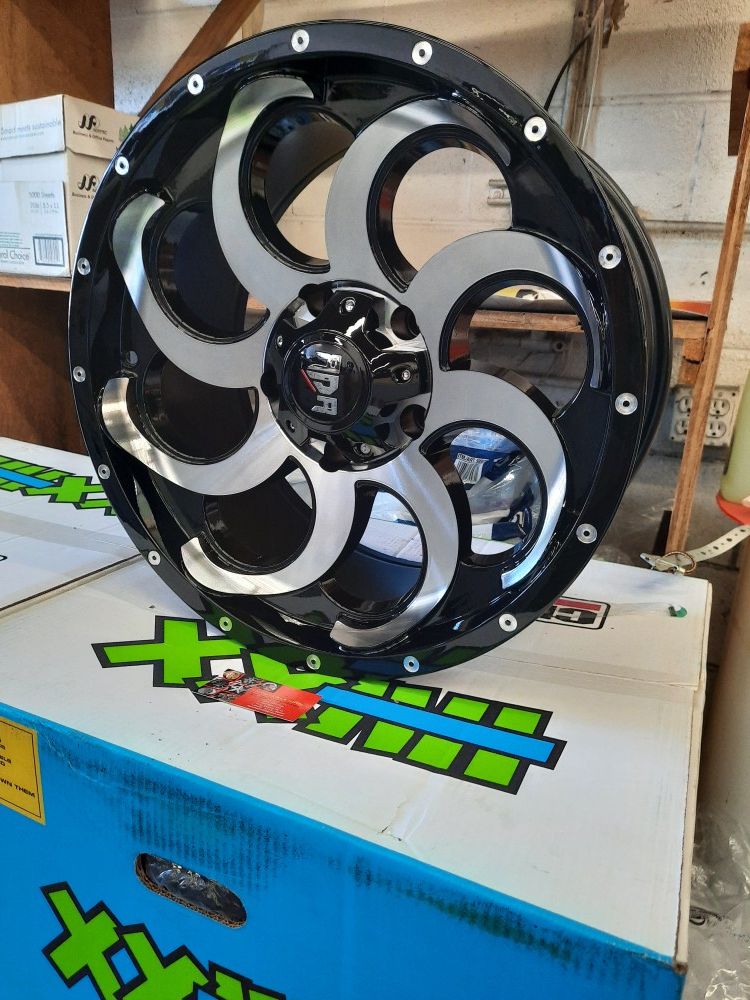 17 inch wheels and tires 6x139.7 chevy totota nissan truck many more