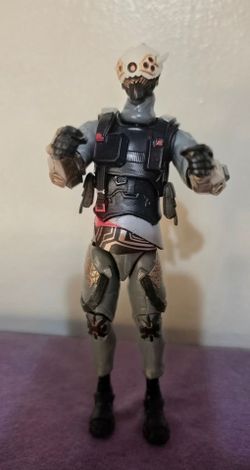 Hasbro Fortnite Victory Royale Series Kondor (Unshackled) Action Figure,Detailed Fortnite Kondor (Unshackled) action figure is a 6-inch scale collecti