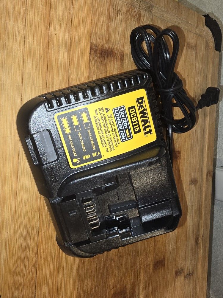 DeWalt Charger
