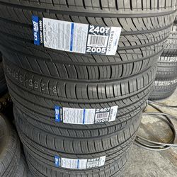 265/35/22 Celimo Brand new