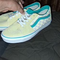 vans size 10.5 shoes 50 dollar each