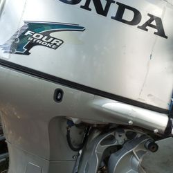 Honda 225 Hp  Outboard Motor 