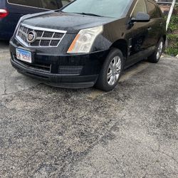 Cadillac SUV Black 