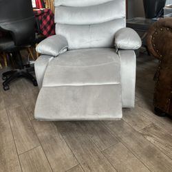 Rocker Recliner 