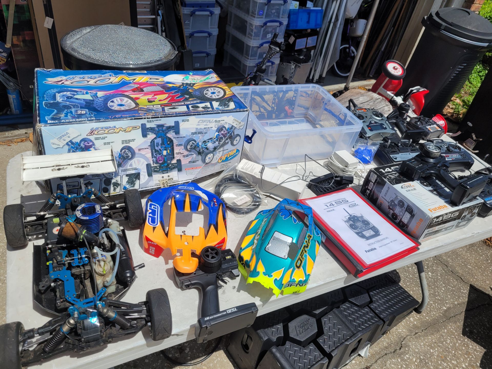 A bunch of remote controllers and a dune buggy - $140 FIRM for everything