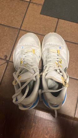 Lining basketball shoes